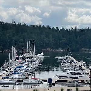 The Waterfront And Marina 2*, Nanaimo Canada