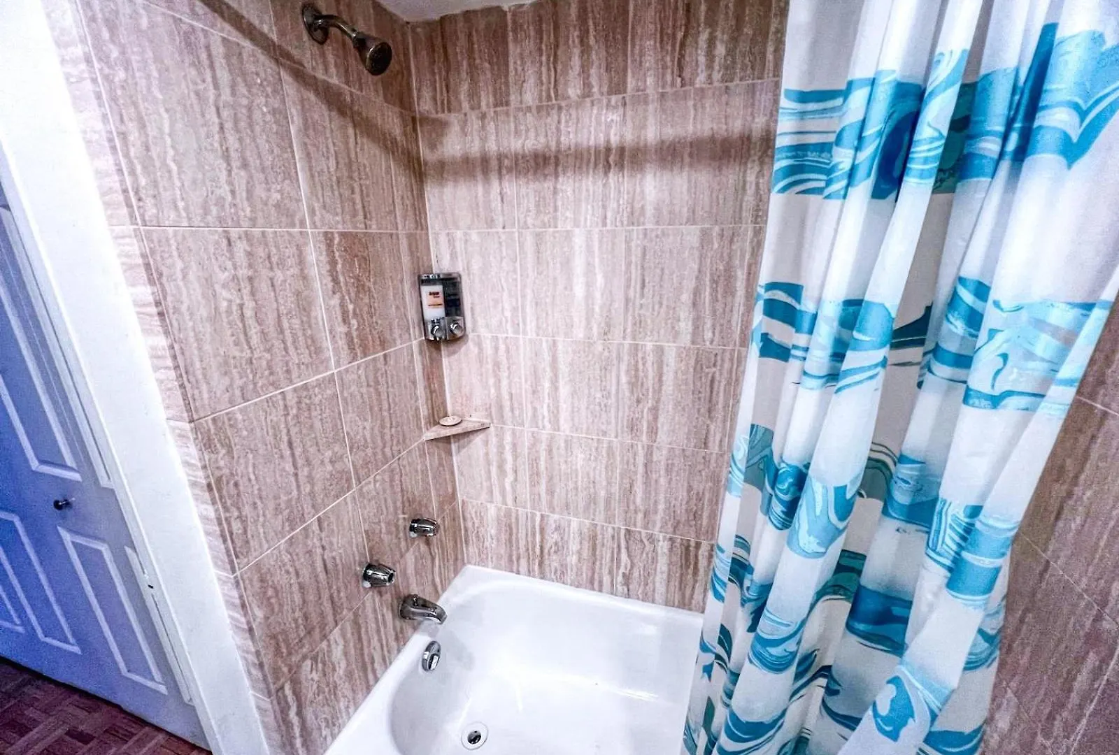 Hotel apartamentowy Downtown Central Residences Montreal Kanada